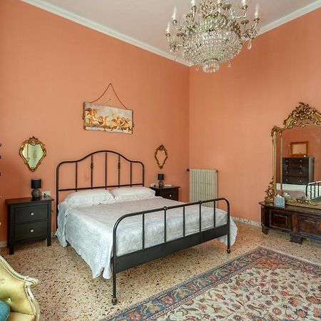 Dimora Anni 50 Apartment Lecce Luaran gambar