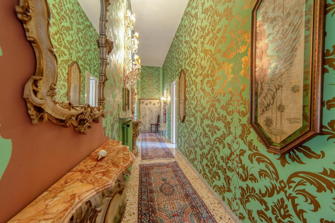 Dimora Anni 50 Apartment Lecce Luaran gambar