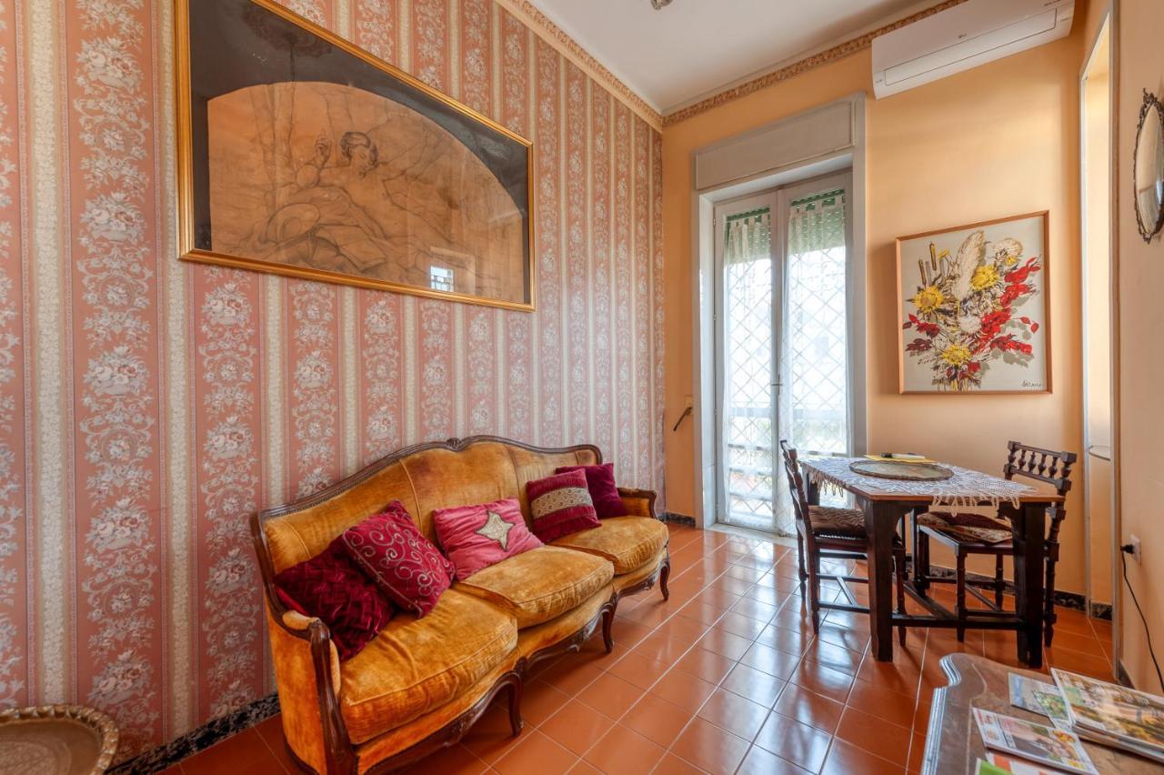 Dimora Anni 50 Apartment Lecce Luaran gambar